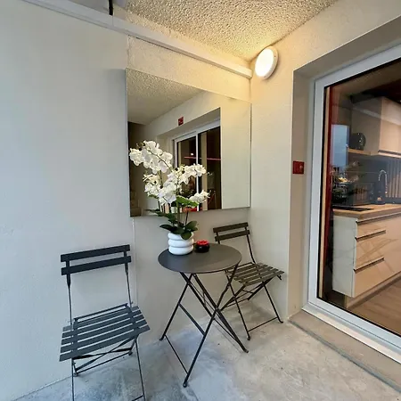Cinemus, Nid Douillet Avec Cinema Prive Apartment